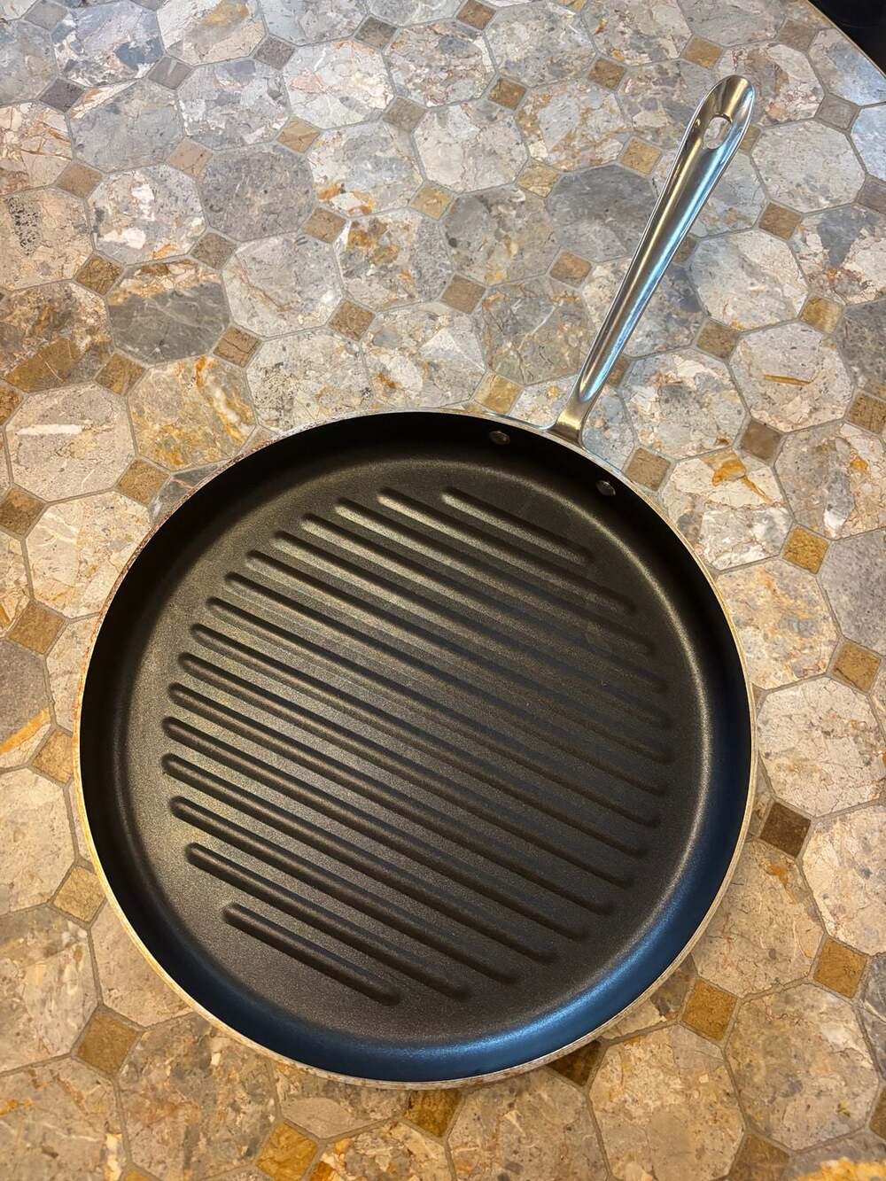 All-Clad 12-inch Nonstick Round Grill Pan